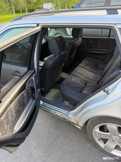 Mercedes-Benz E 1997, kuva 8/8