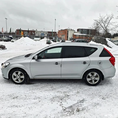 Kia Ceed 2011, kuva 2/9