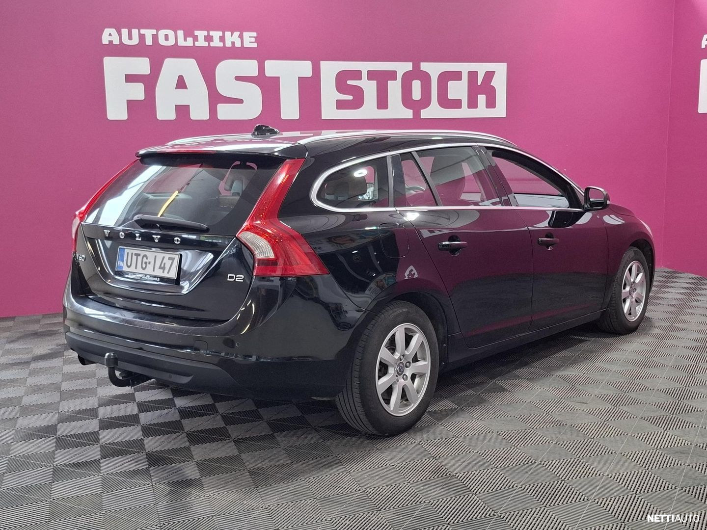 Volvo V60 2012, photo 4/15