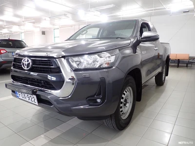 Toyota Hilux Extra Cab 4WD 2,4D Active 2022, photo 2/18