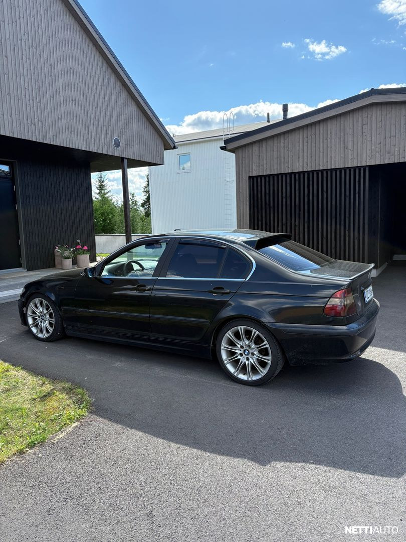 BMW 320