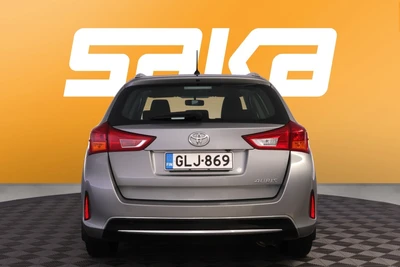 Toyota Auris 2014, photo 7/37