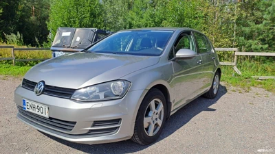 Volkswagen Golf 2015, kuva 1/10