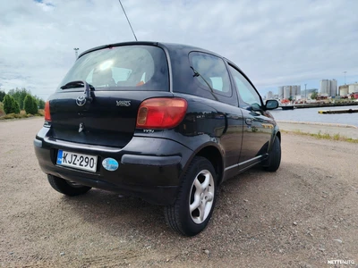 Toyota Yaris 2004, photo 3/11