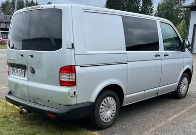 Volkswagen Transporter 2010, photo 3/12
