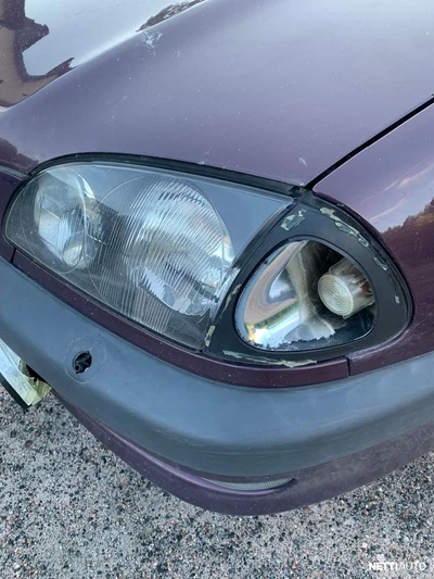 Toyota Avensis 2000, photo 7/16