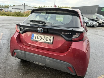 Toyota Yaris 1,5 Hybrid Active Plus 2021, photo 3/6