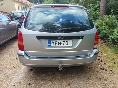 Ford Focus 1.6 Ambiente STW 2004, kuva 4/25
