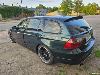 BMW 325 2005, photo 4/10