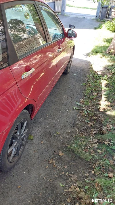 Kia Cerato 2006, kuva 4/7