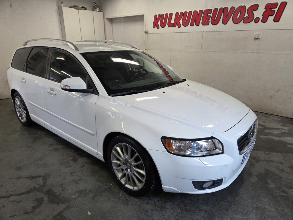 Volvo V50