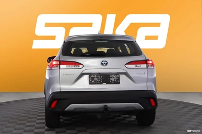 Toyota Corolla Cross 2.0 Hybrid Active 2023, photo 7/27