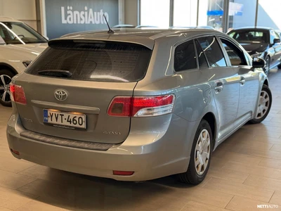 Toyota Avensis 2010, kuva 6/8