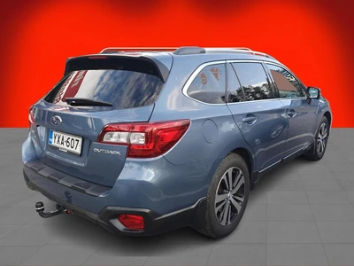 Subaru Outback 2,5i Summit CVT Syksy 2020, photo 3/4