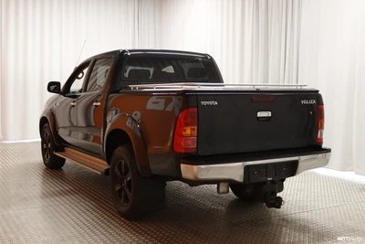 Toyota Hilux 2010, kuva 4/7