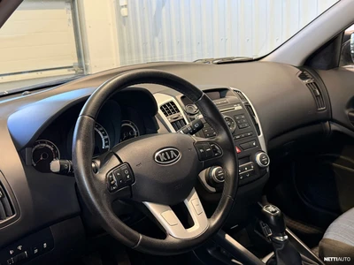 Kia Ceed 1,6 ISG Active 5D EcoDynamics 2011, kuva 5/18