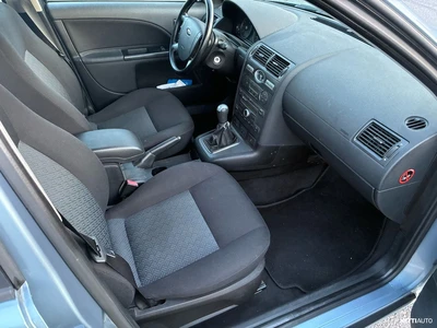 Ford Mondeo 2005, kuva 2/11