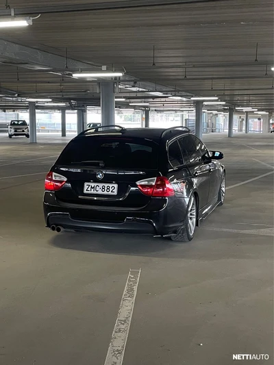 BMW 325 E91 2008, photo 5/10