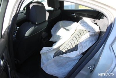 Peugeot 508 Access VTi 120 2Tronic 2011, photo 6/8