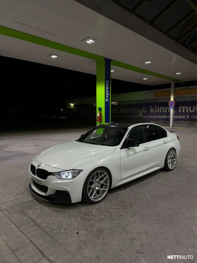 BMW 320 2015, photo 2/18