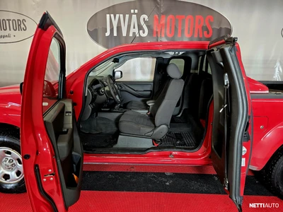 Nissan Navara 2009, photo 5/12