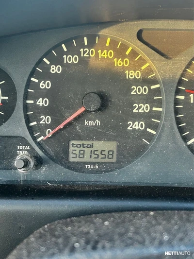 Toyota Avensis 1998, photo 5/5