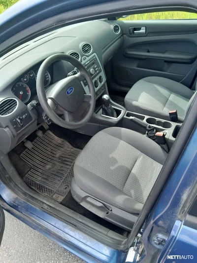 Ford Focus 2005, photo 5/6