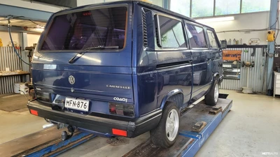 Volkswagen Transporter Caravelle 1991, photo 4/7