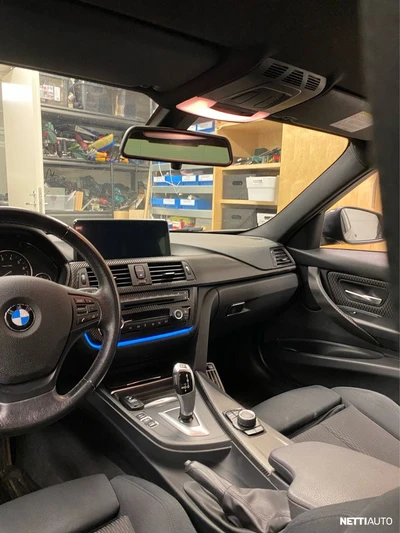 BMW 320 TwinPower Turbo A xDrive F30 2013, photo 2/5