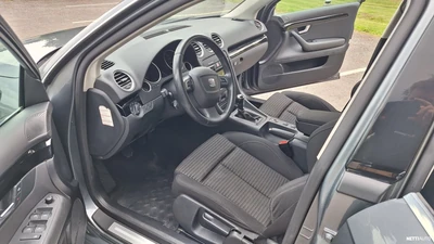Seat Exeo 2012, photo 7/15
