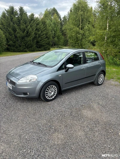 Fiat Grande Punto 2008, photo 1/14