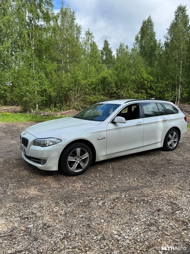 BMW 525