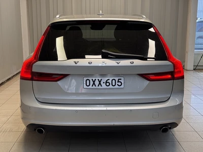 Volvo V90 D4 AWD Business aut 2017, photo 4/24