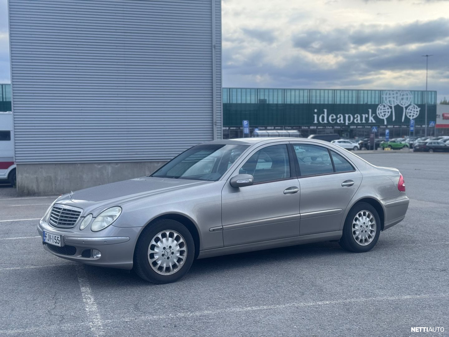 Mercedes-Benz E