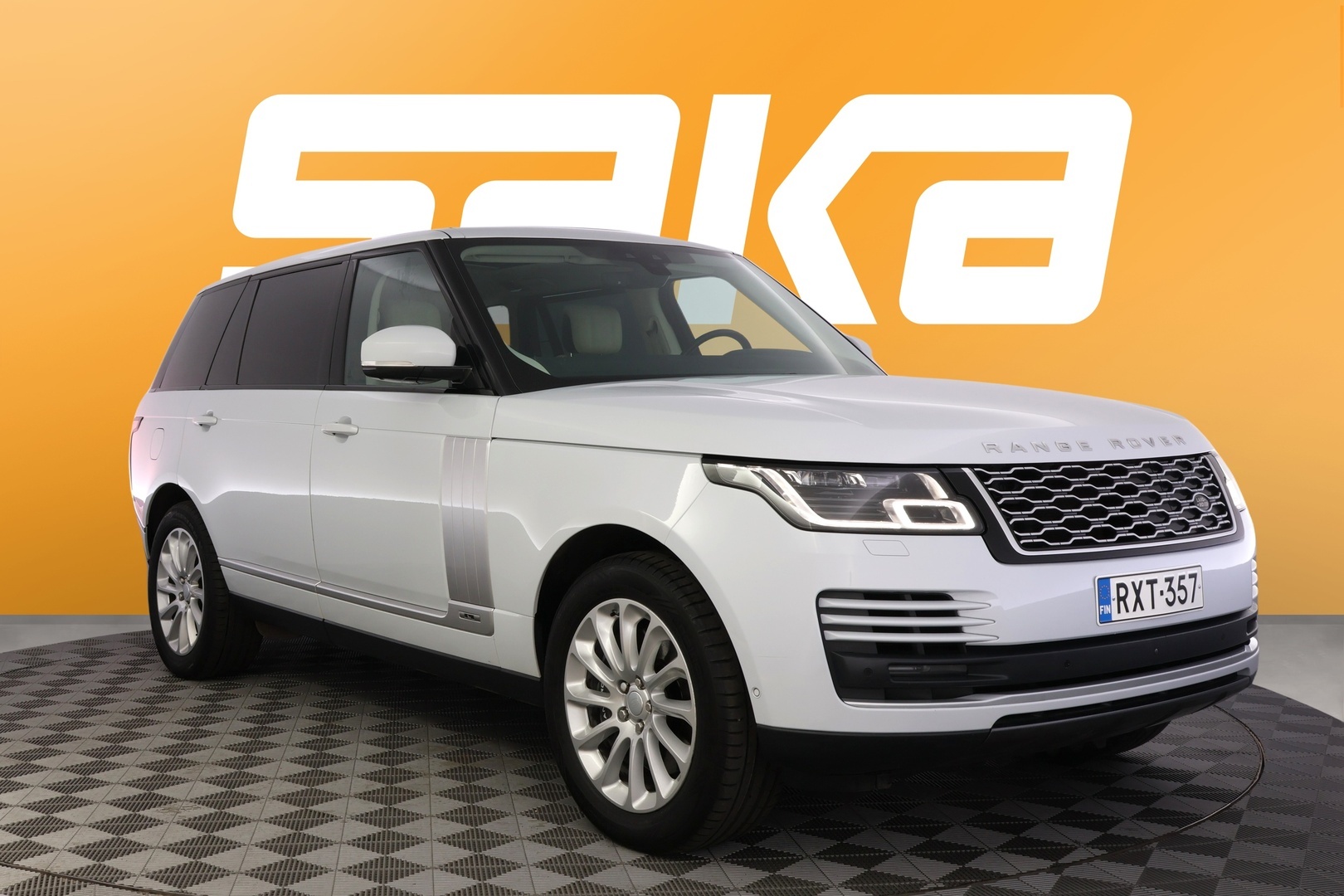 Land Rover Range Rover P400e Plug-in Hybrid Vogue LWB
