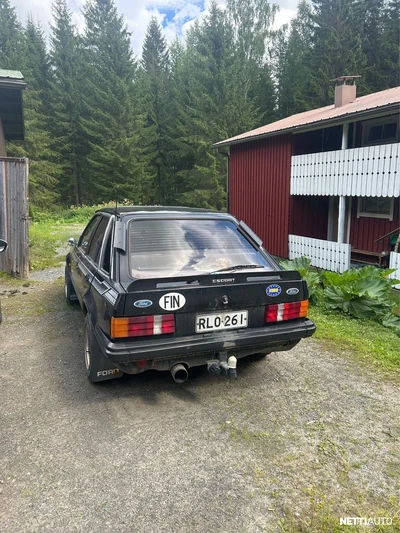 Ford Escort 1985, photo 2/12