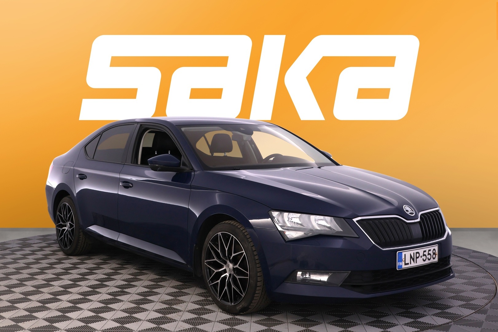 Skoda Superb 1,6 TDI Active DSG Autom.