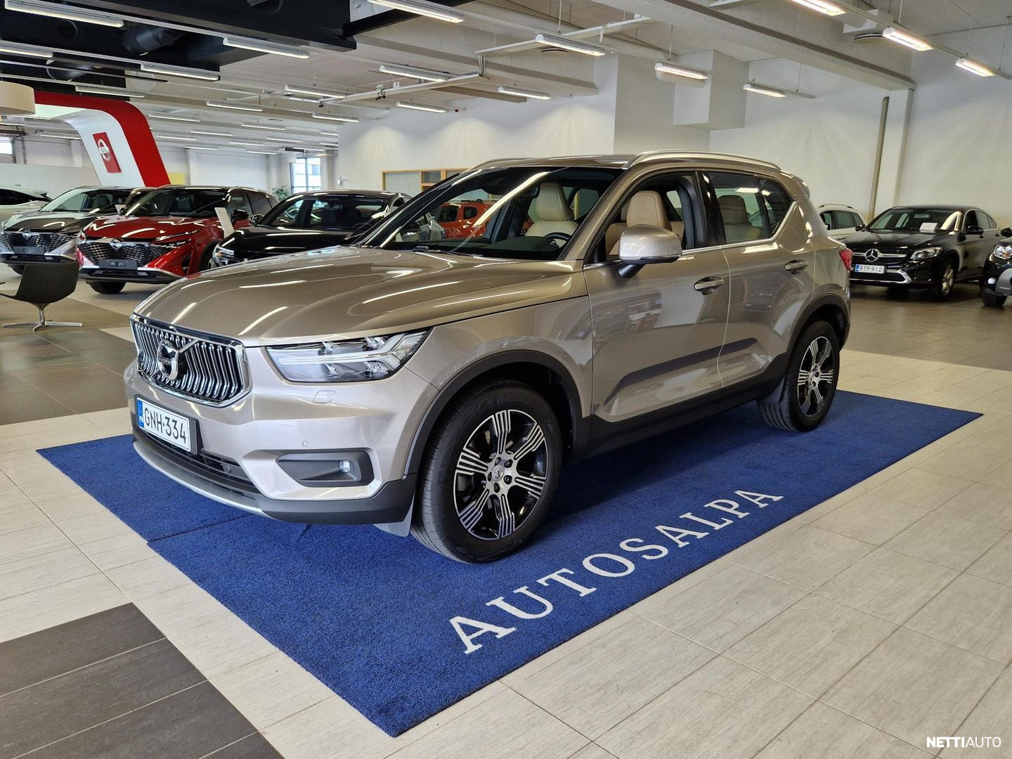 Volvo XC40