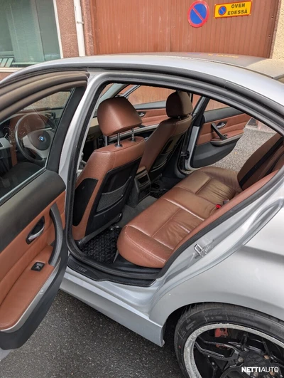 BMW 320 2005, photo 7/14