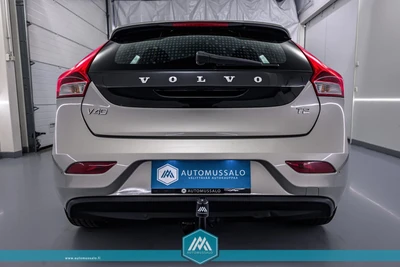 Volvo V40 T2 Momentum Man. 2019, photo 4/10