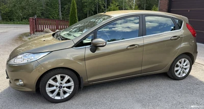 Ford Fiesta 2012, photo 6/18