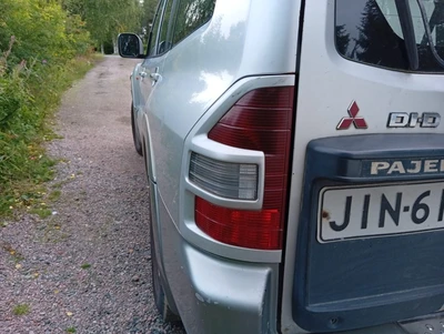 Mitsubishi Pajero Wagon 3,2 DI-D Comfort 2001, kuva 7/12