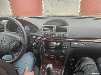 Mercedes-Benz E 200cdi classic 2003, photo 6/11