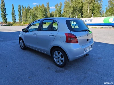 Toyota Yaris 1,3 VVT-i Linea Sol 5ov 2006, photo 5/14
