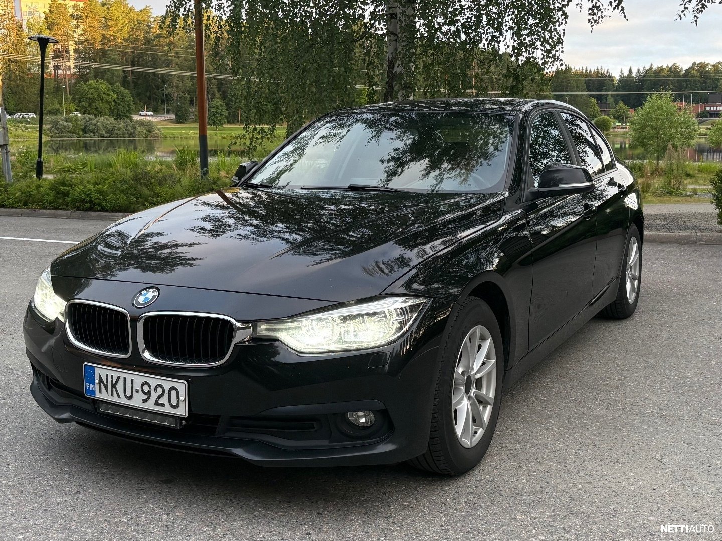 BMW 320