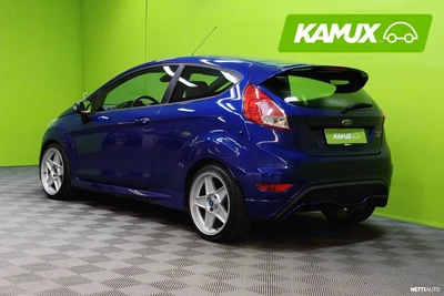 Ford Fiesta 2013, photo 5/26
