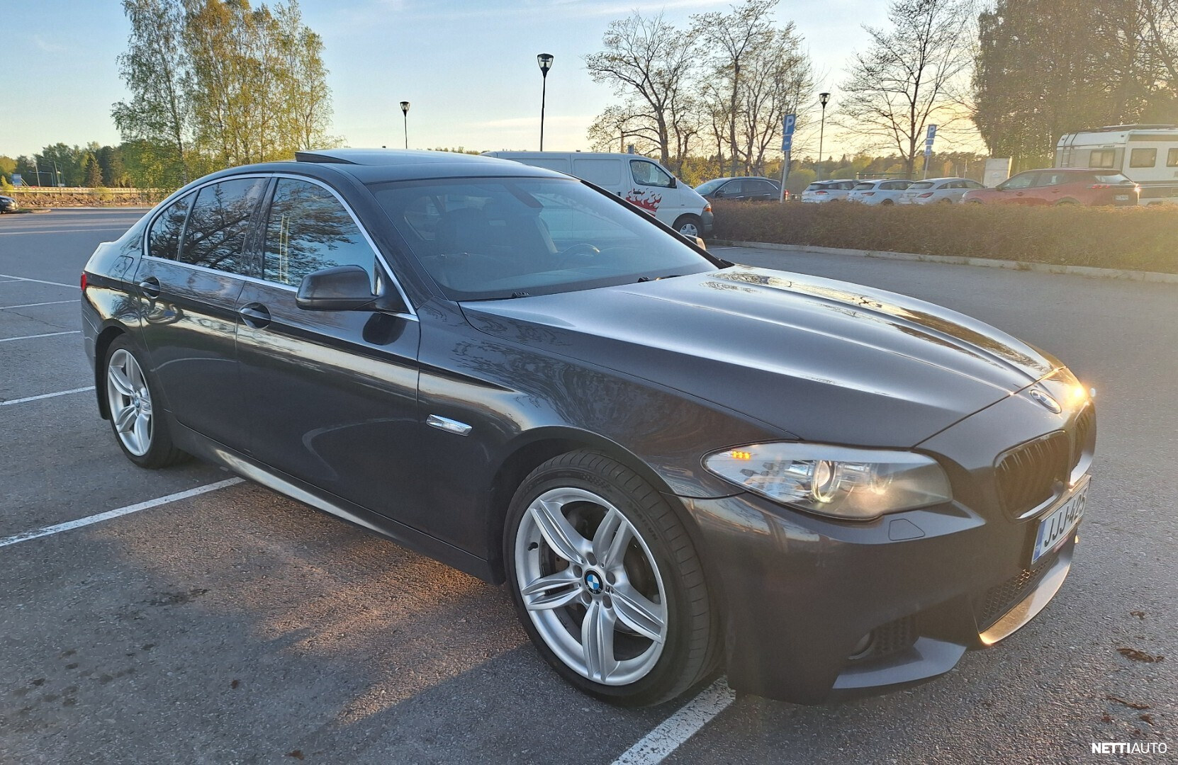 BMW 530