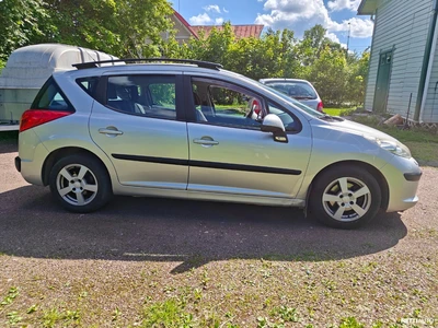 Peugeot 207 Wagon Trendy 120 Platinum 2008, kuva 5/17