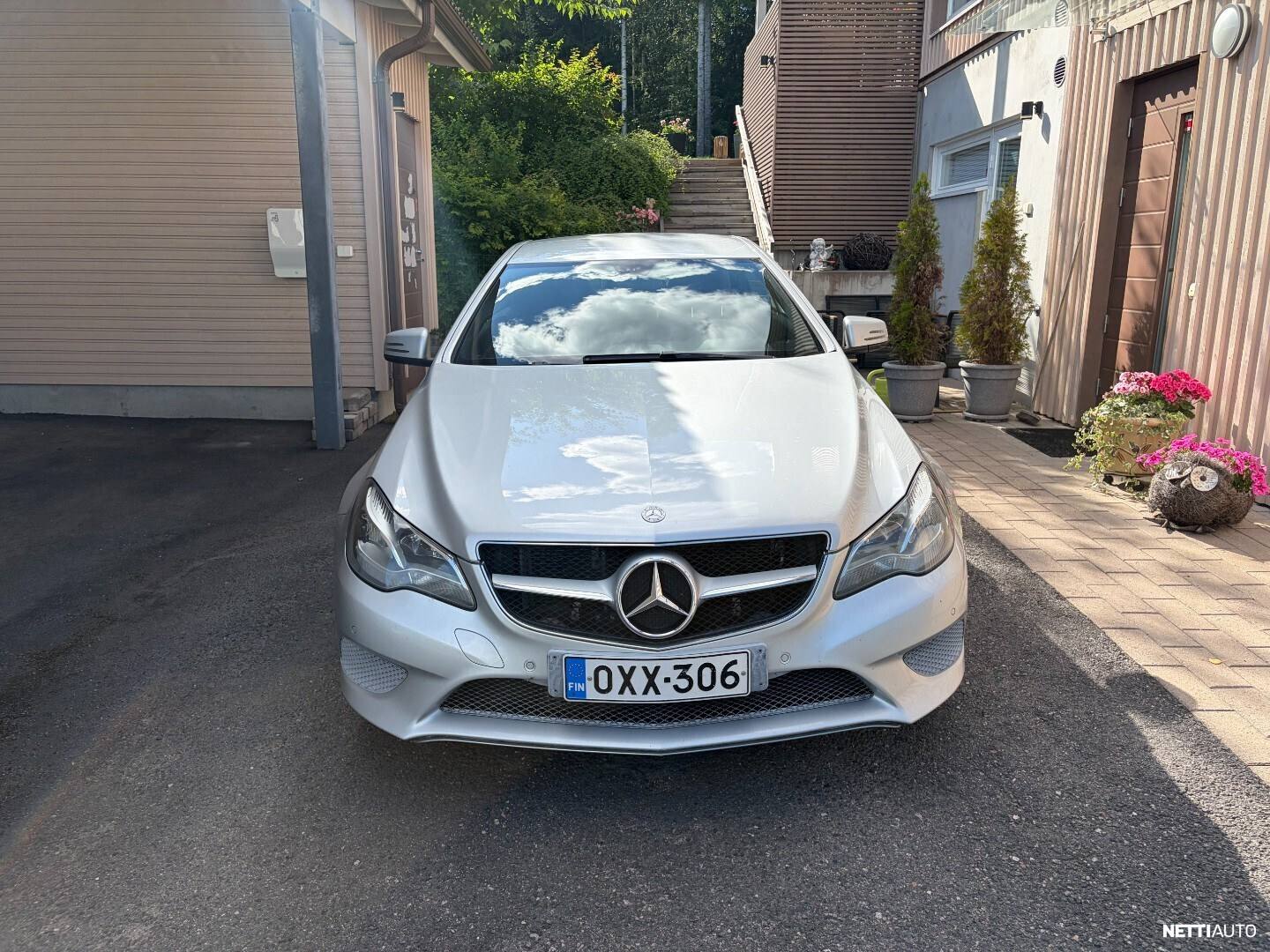Mercedes-Benz E
