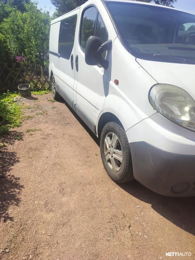 Opel Vivaro 2007, kuva 2/8
